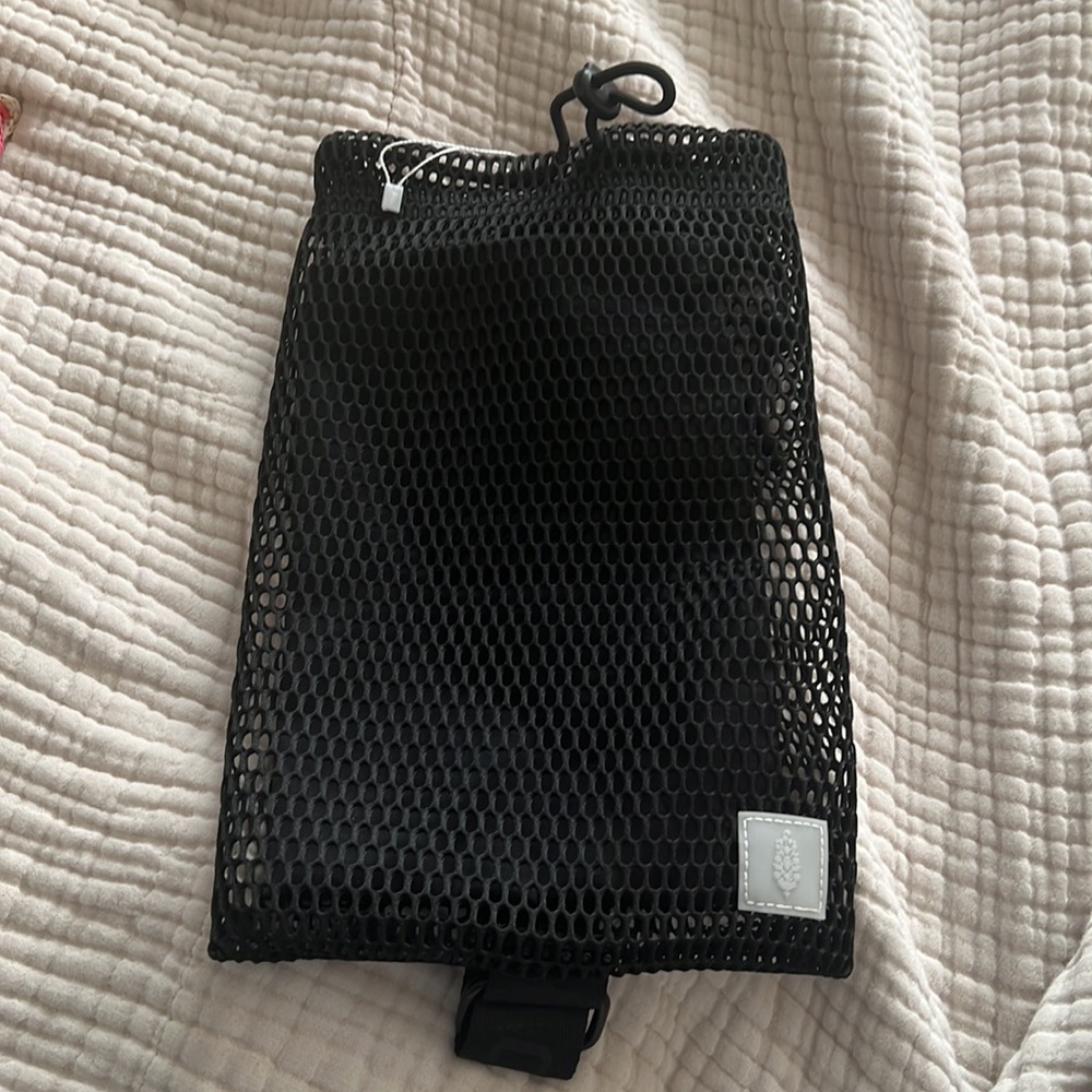 Mini Mesh Sling Bags - Picture 3 of 6